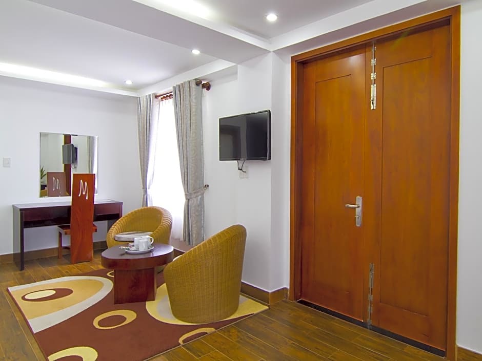 Giai Dieu Melody Hotel