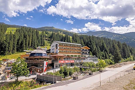 Berghotel Hochfügen