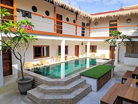 Gili Pirates Dive & BnB