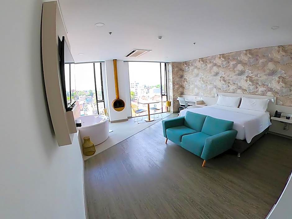 Hotel Black Tower Premium