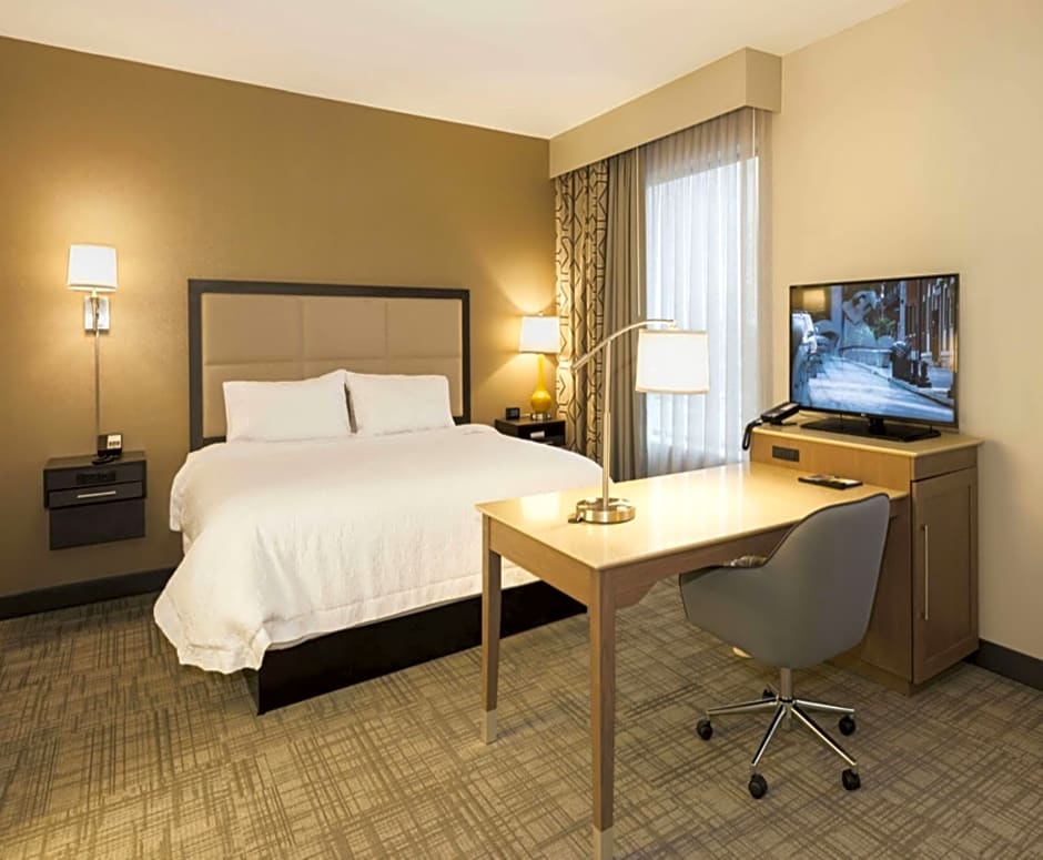Hampton Inn By Hilton and Suites Minneapolis University Area, MN