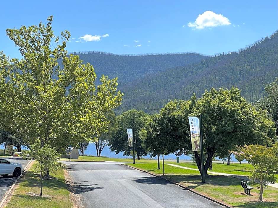 Talbingo Lodge - Selwyn Accommodation