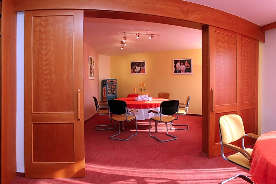 Hotel Tennis Club