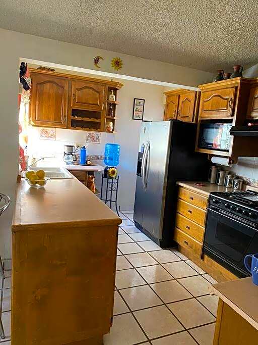 Casa Gaviotas Art cozy 2 bed house with art studio close to downtown