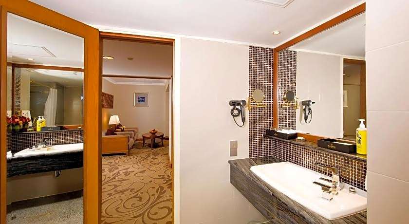 Xi’an DaJing Castle Hotel