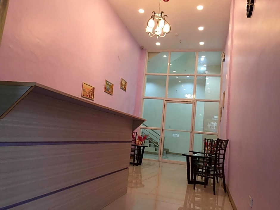 Meaco Royal Hotel - Lipa