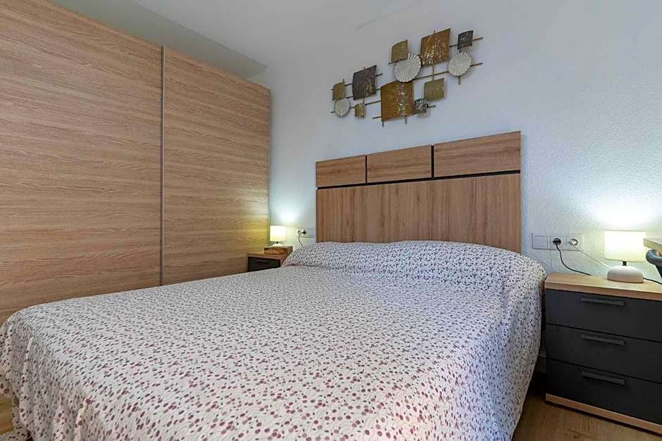 Photo 1 of 41 of 3 Bedroom Apartment
