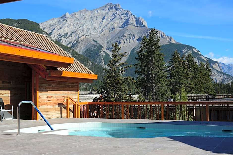 Moose Hotel and Suites