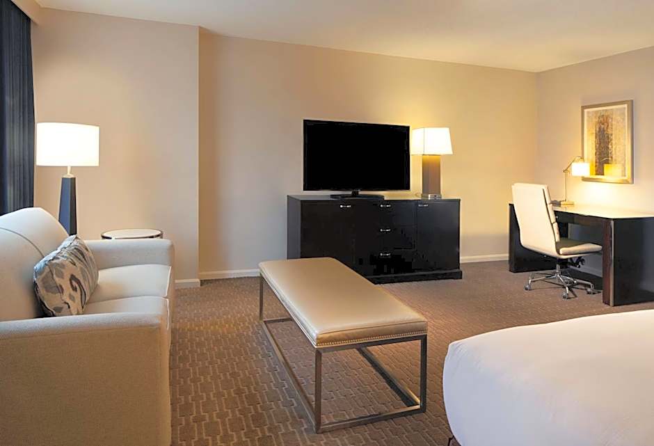 Hilton Alexandria Old Town