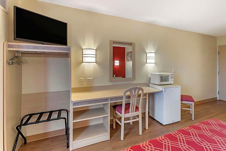 Econo Lodge Belle Fourche