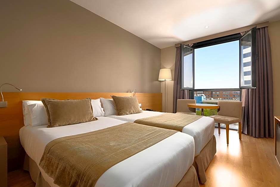 M.A. Hotel Sevilla Congresos