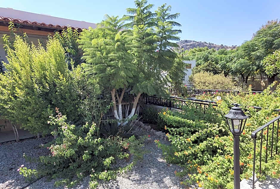 Vlycha Beach Apartments