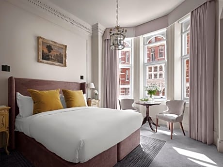 Chelsea Cosy Double at The Chelsea Townhouse NON-REFUNDABLE