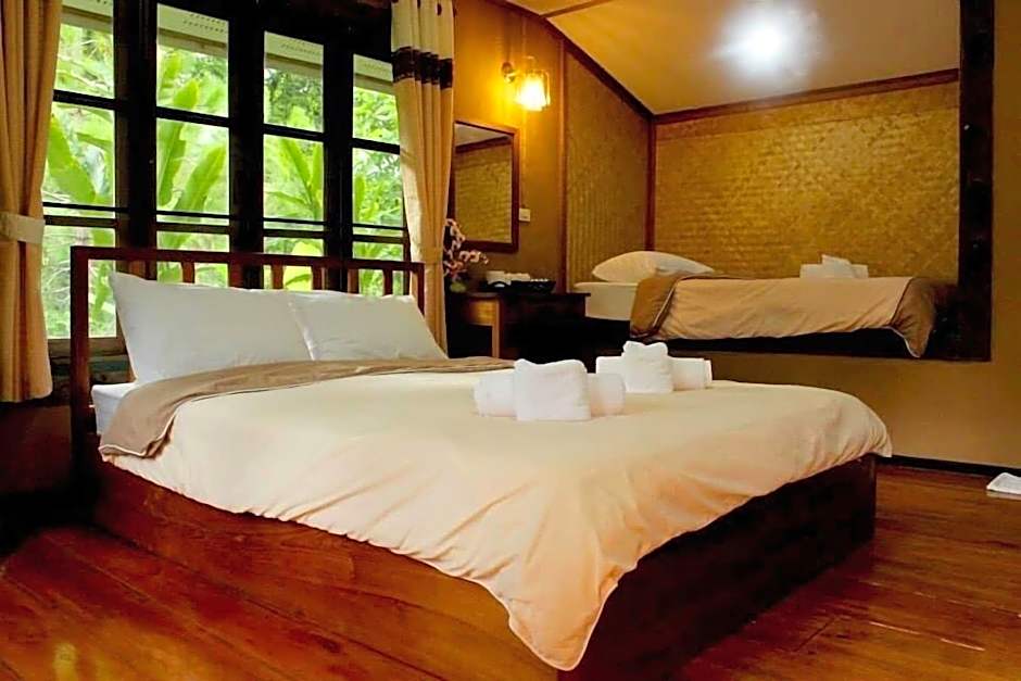 Baan Phuthadol