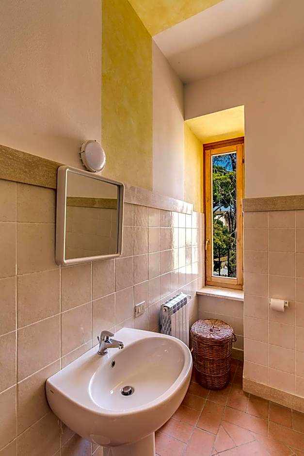 ecOstello Magliano Sabina