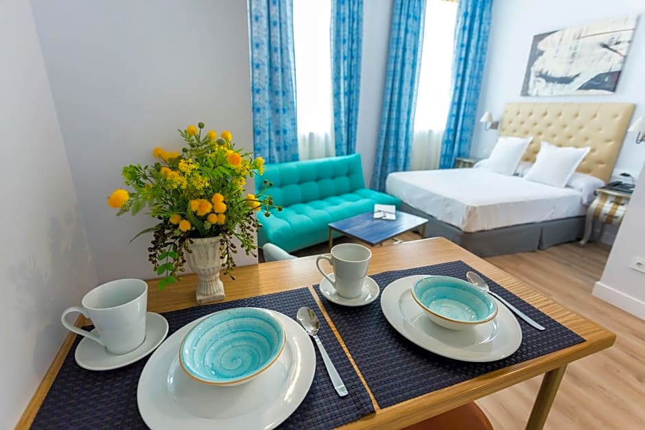 Casa de la Merced Suites