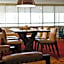 Renaissance by Marriott Newark Airport Hotel