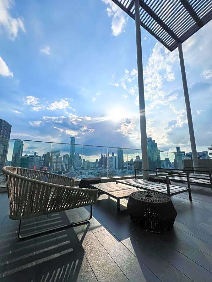 Extravagant Apt 65 sqm 1BR - Ultra Fast Wifi - Silom