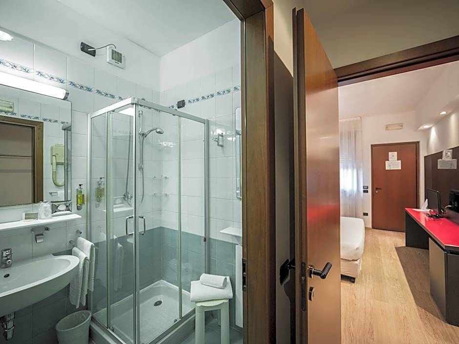 Blue Relais Maggiore