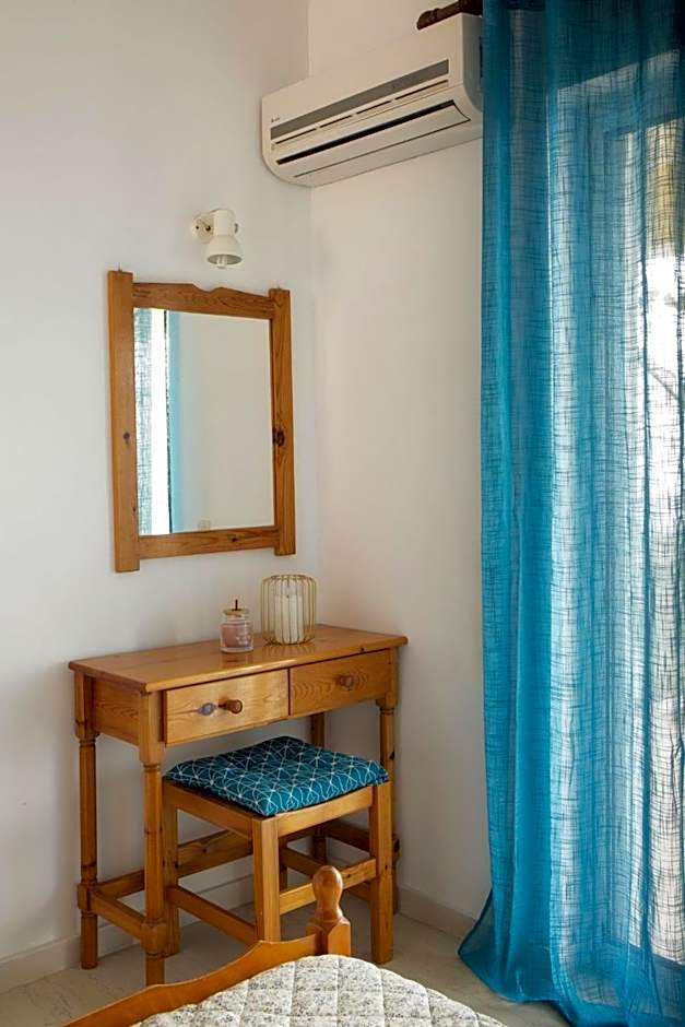 Searocco Studios & Apartments - Close to Alykes Center, by ZanteWize