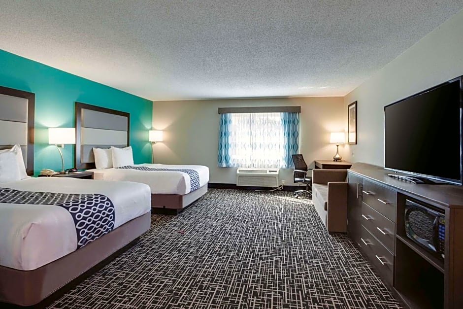 La Quinta Inn & Suites by Wyndham Batavia