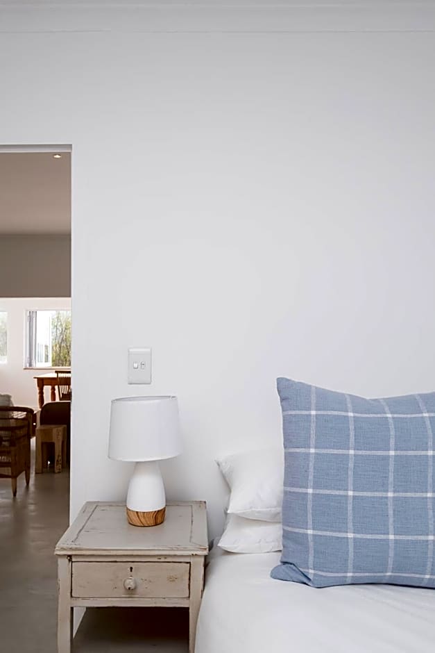 Lakeside Ocean Breeze