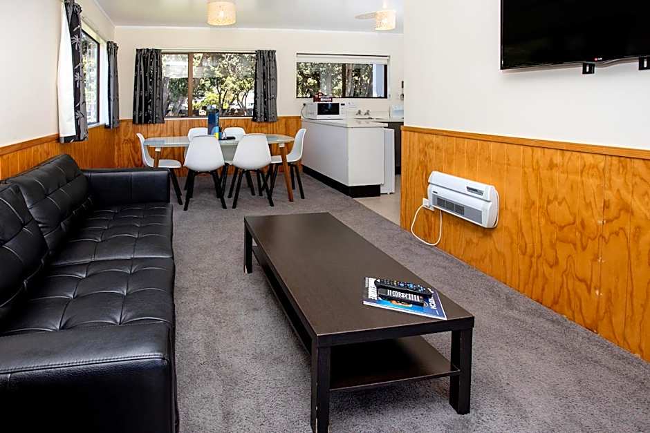 Wellington TOP 10 Holiday Park