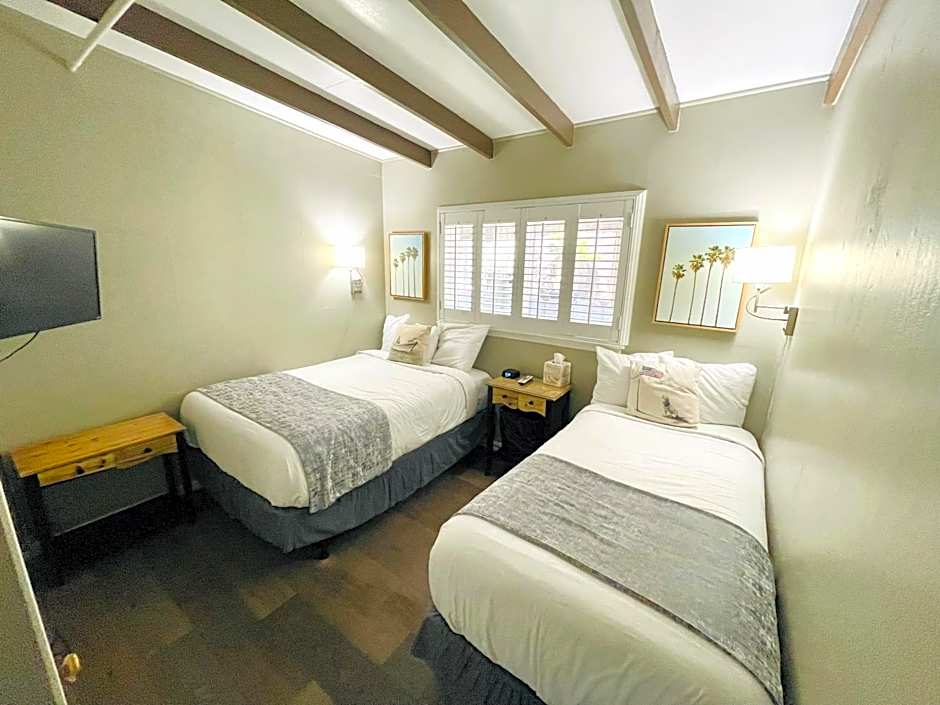 Pleasant Inn