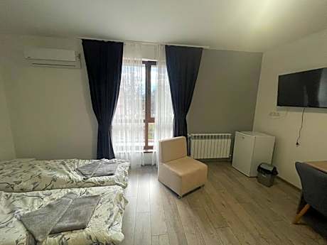 Large Double Room