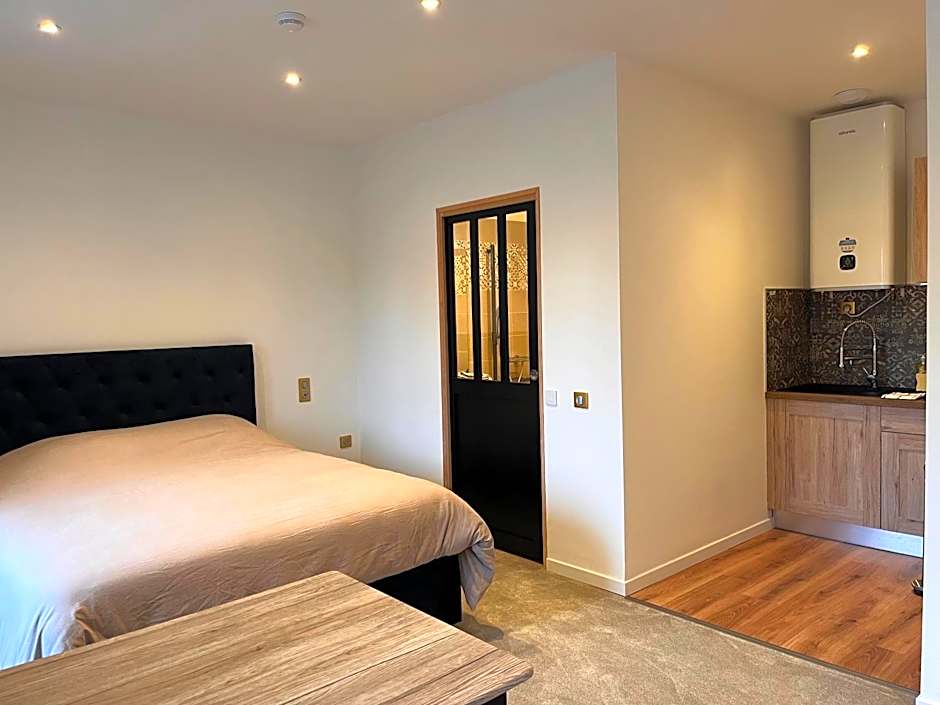 HDG Hôtel Gare de L'Isle Adam Appart's Hotel