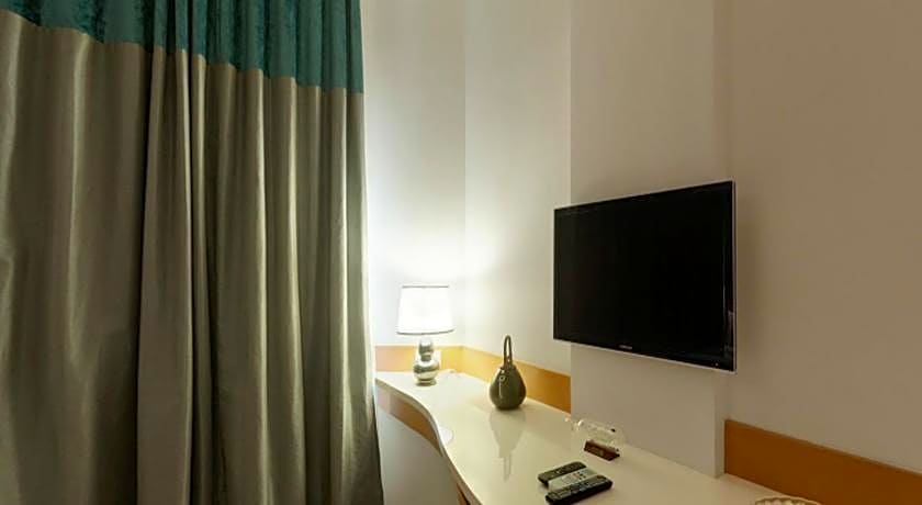 Melange Luxury Serviced Apartments