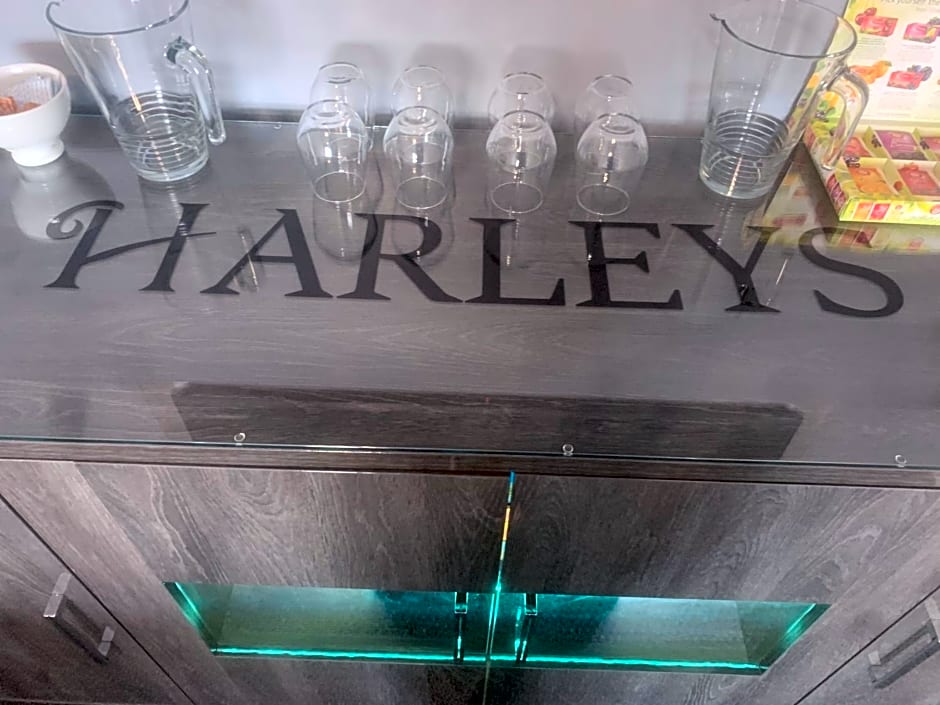 Harleys Reads Avenue