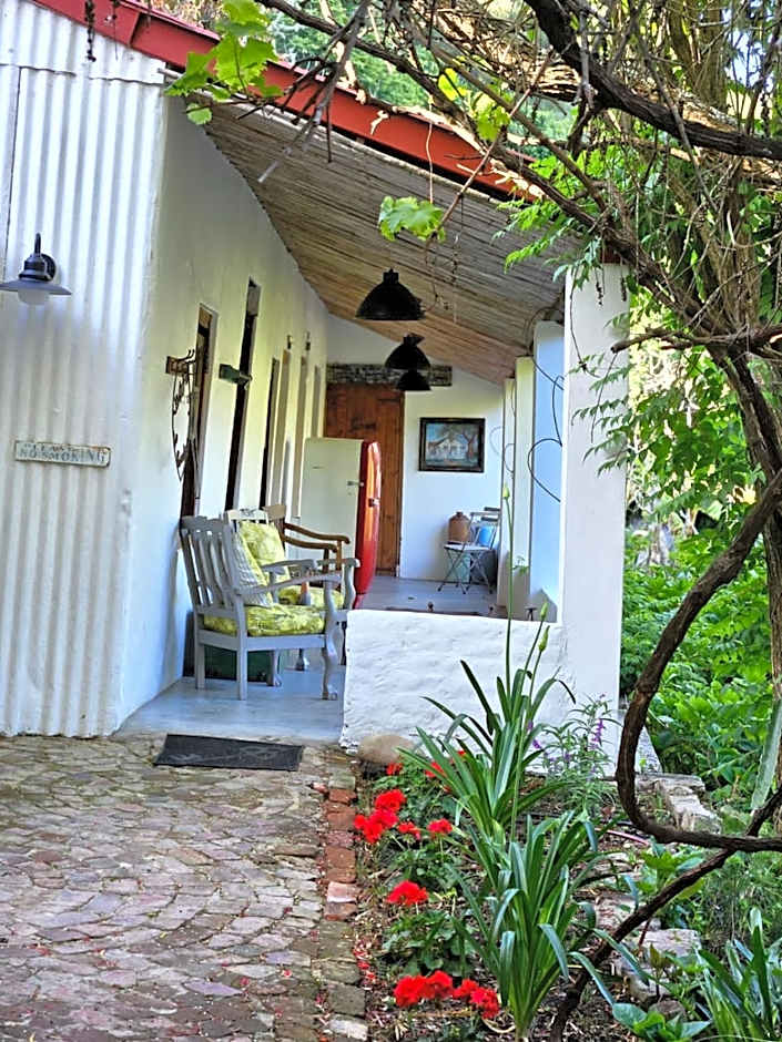 The Riverdeck Accommodation and Backpackers