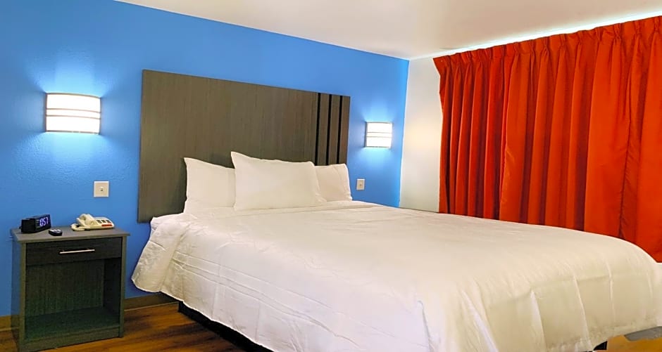 SureStay Plus Hotel by Best Western Niagara Falls East