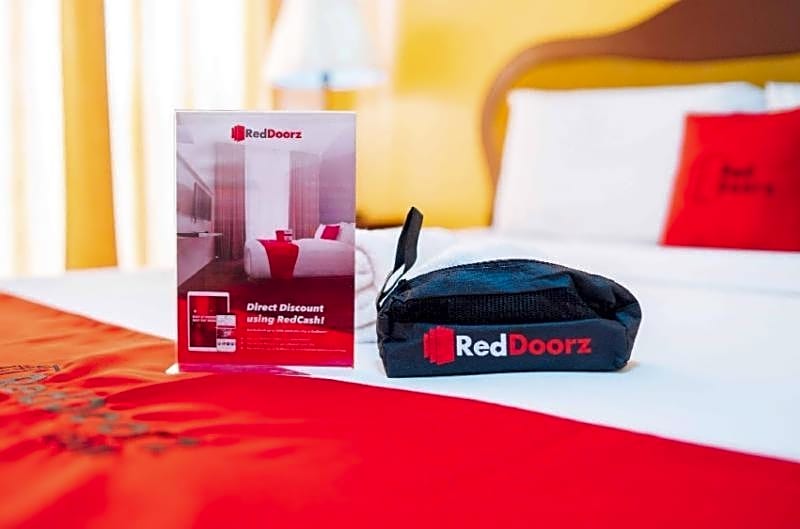 RedDoorz at Bel Air Soho Suites Makati City