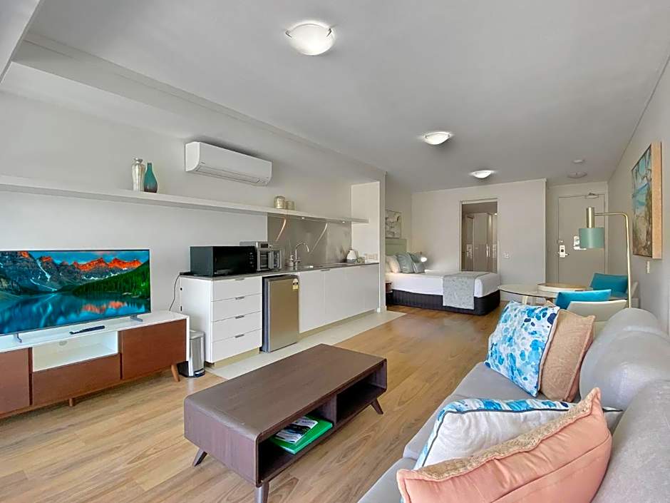 Blue on Blue Superior Studio Room 1241