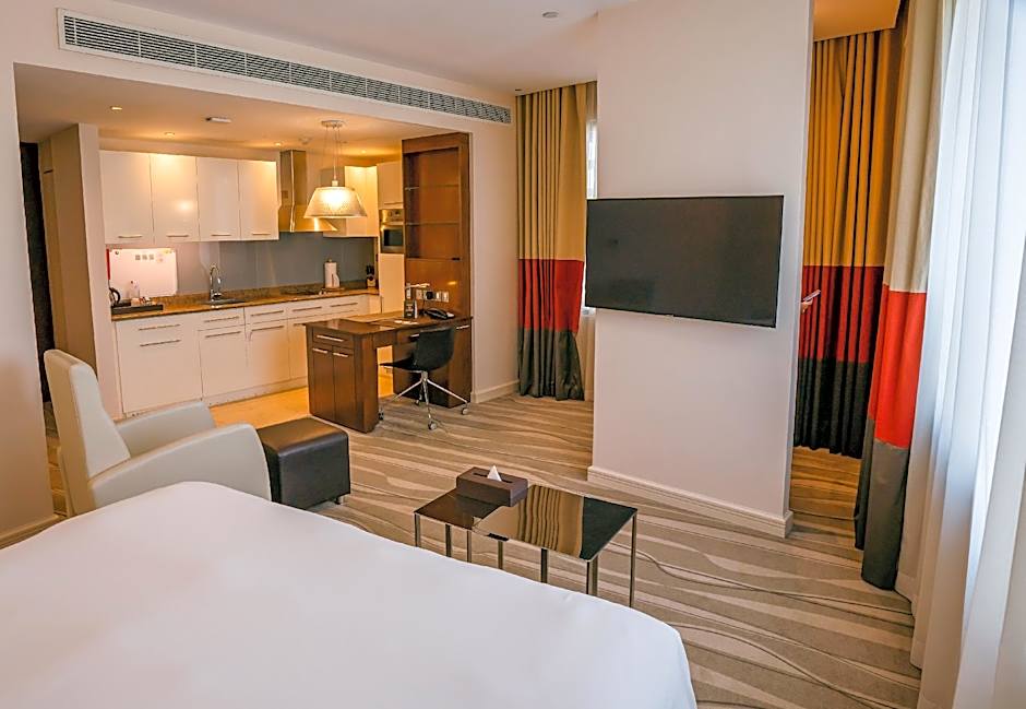 Staybridge Suites Yas Island Abu Dhabi By IHG