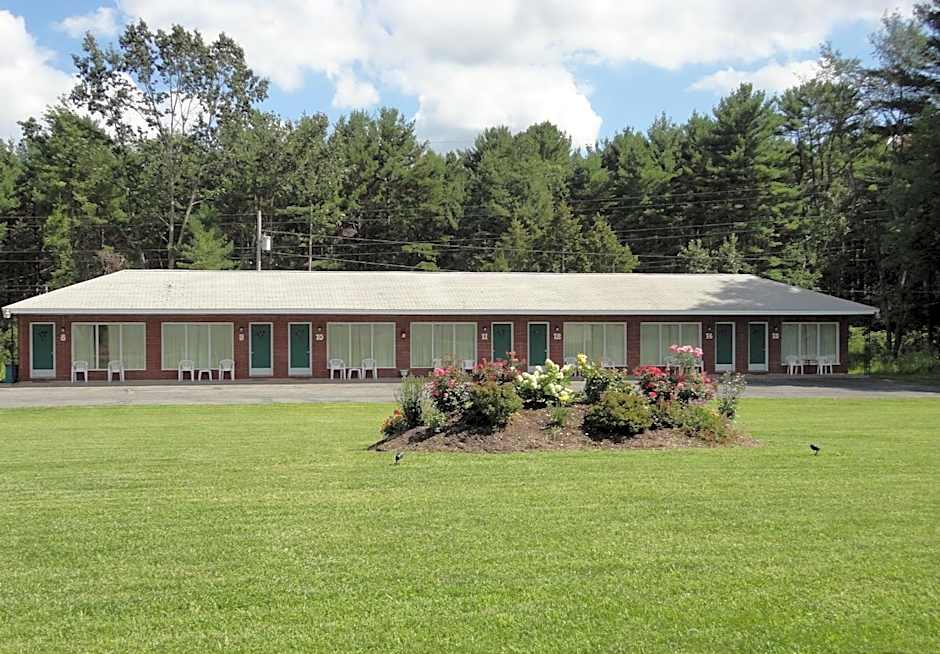 Sara Glen Motel - Saratoga Springs-Glens Falls