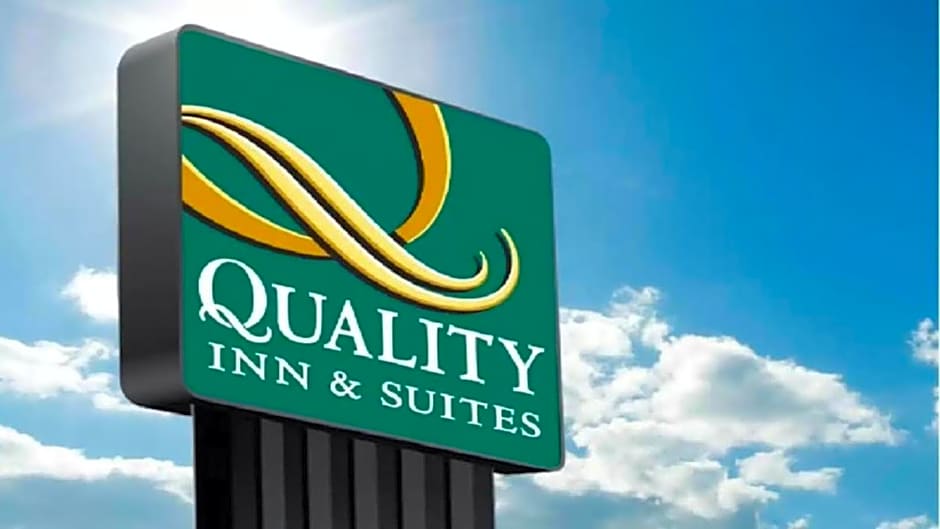 Quality Inn & Suites Las Cruces - University Area