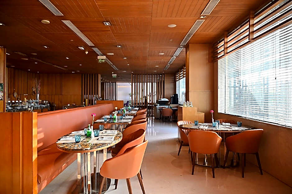 Holiday Inn New Delhi Mayur Vihar Noida By IHG