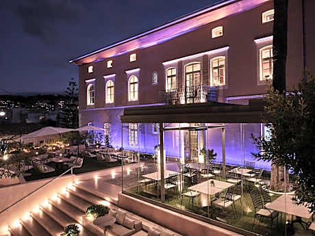 Domus Blanc Boutique Hotel