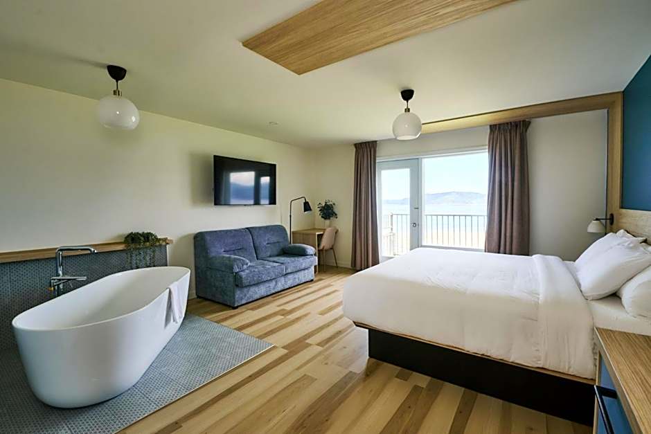 BATTURES Hotel Fjord Saguenay