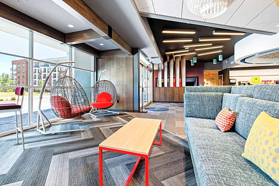 Tru by Hilton Chapel Hill