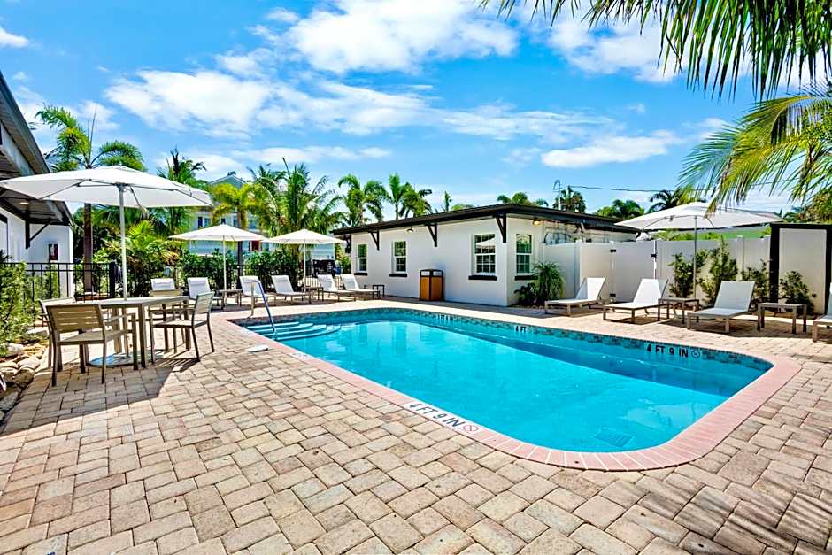 Haley's at Anna Maria Island Inn