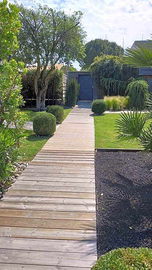 Timazen Lodges Agen Sud