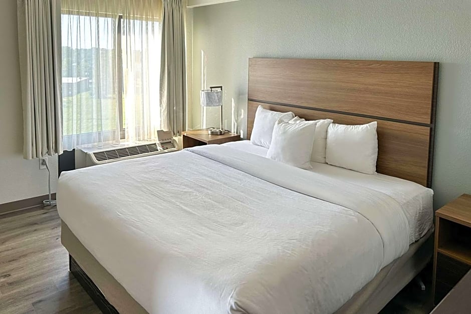 MainStay Suites Conover - Hickory