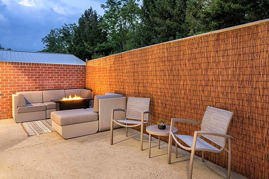 SpringHill Suites by Marriott Herndon Reston