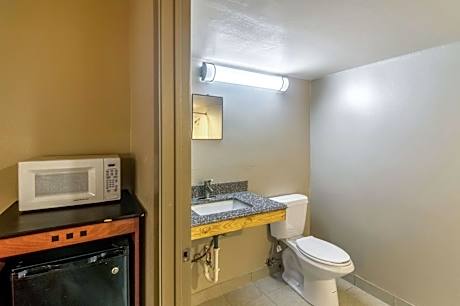 Double Room with Two Double Beds - Non-Smoking