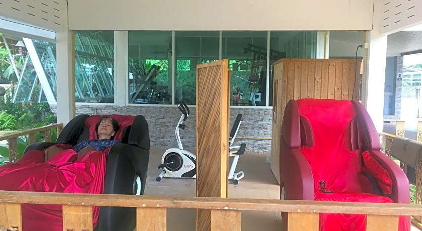 Baan Bangrak Residence