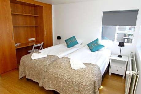 Double or Twin Room with Shared Bathroom and Sea View